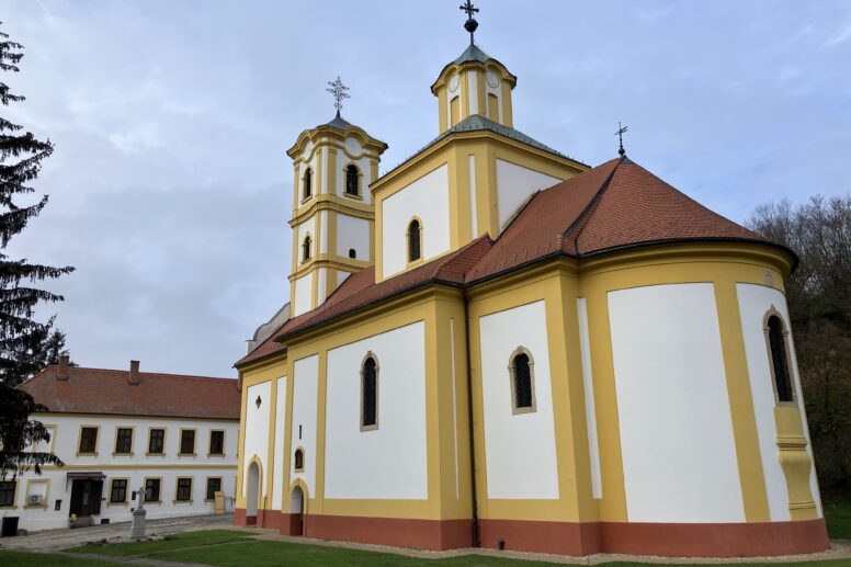 Grábóc - templom back